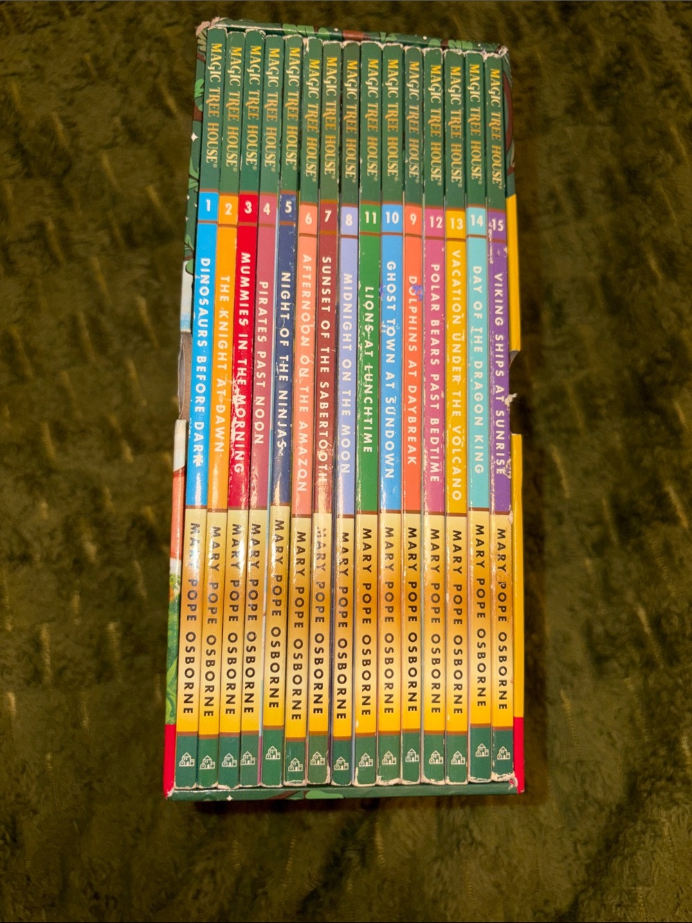 The Magic Tree House Collection - Picture 2 of 4